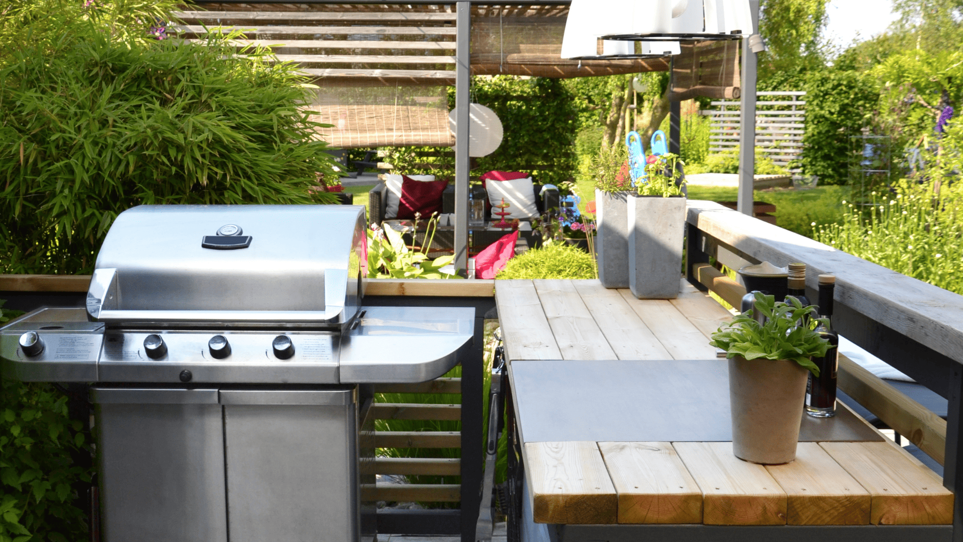 outdoor kitchens